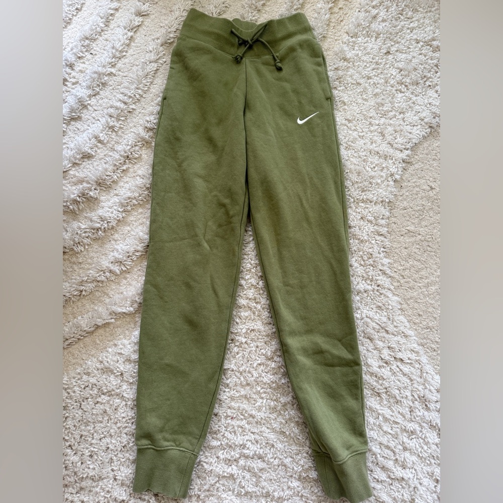 Nike Women’s Olive Green Joggers